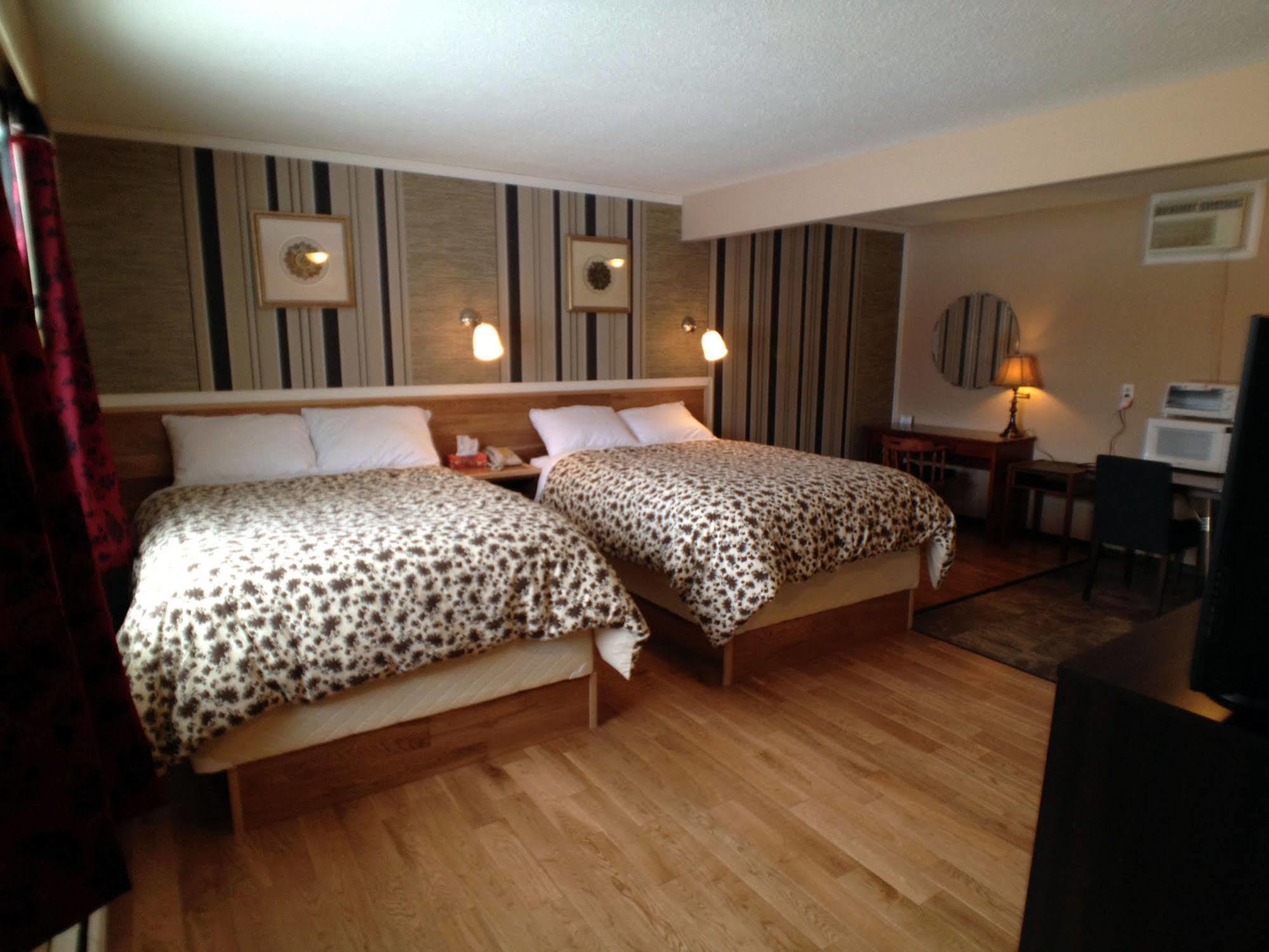 Galaxy Motel St. Paul Eksteriør bilde
